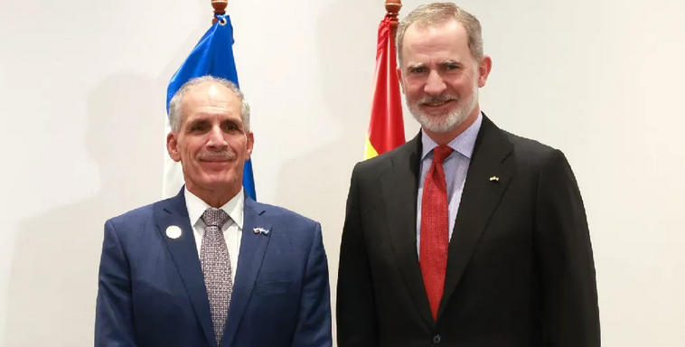 Asfura se reunió con el rey Felipe VI en Chile y abordaron cooperación bilateral entre Honduras y España