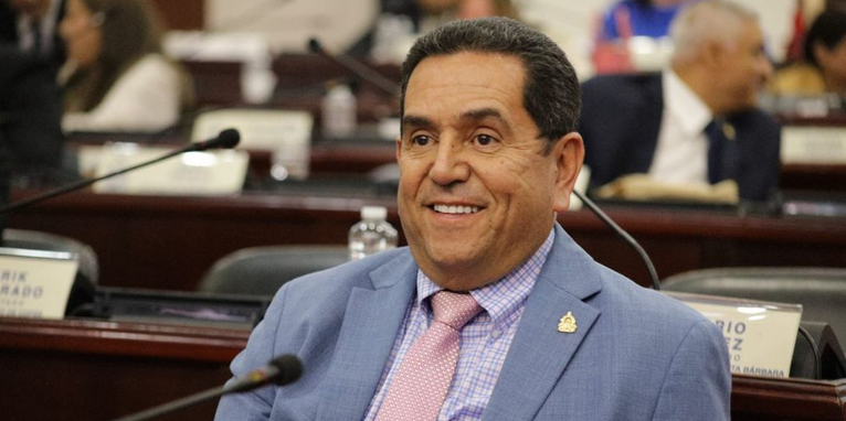 Diputado propone ampliar de tres a cinco el número de consejeros en el Consejo Nacional Electoral