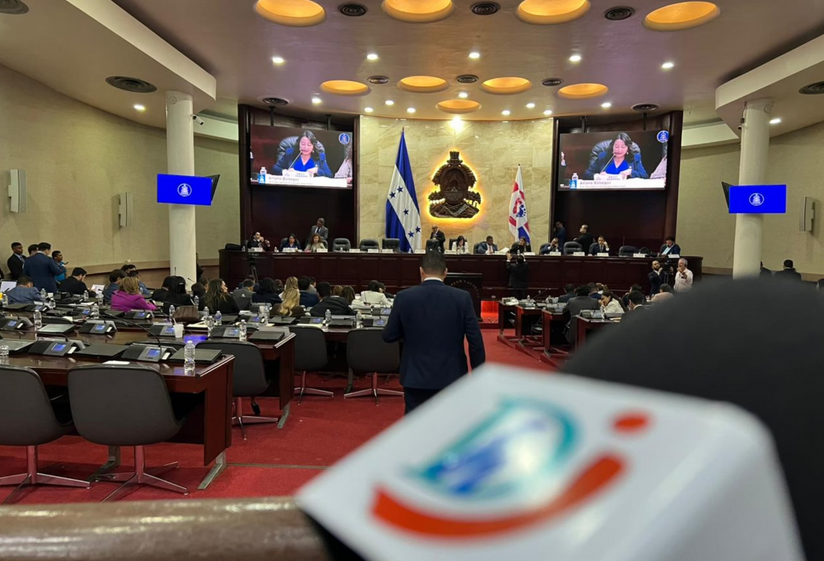 Congreso Nacional reconocerá a destacados comunicadores en los Premios Parlamentarios de Periodistas 2026